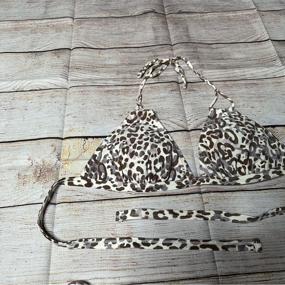 Moontide String Leopard Print Bikini Set - Picture 2 of 12